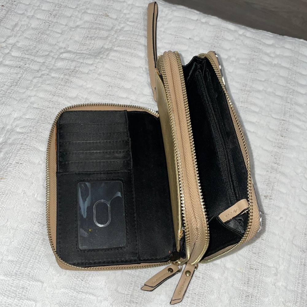 Kate Landry wallet black & white, tan accents, gold zipper, leaf design. - Picture 4 of 9